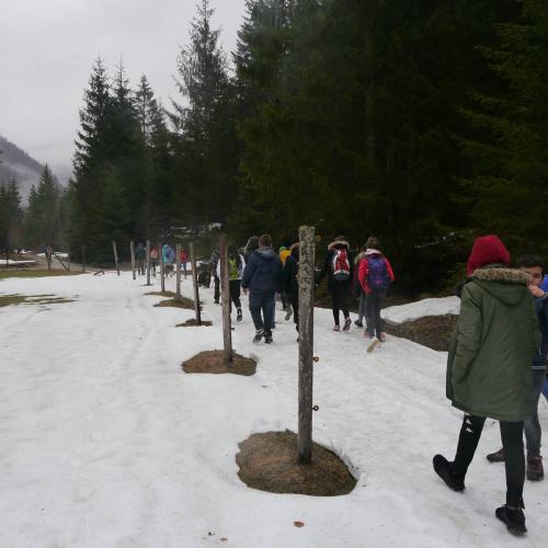 Lehr- und schneereicher Einstieg ins Abenteuer.