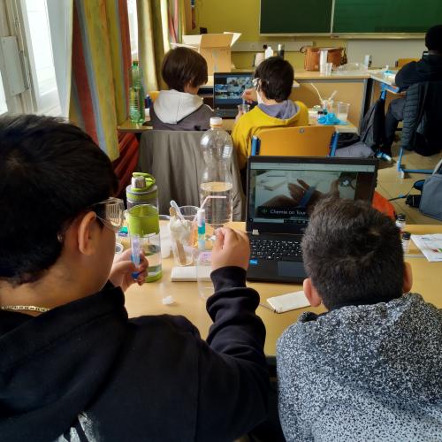 junge Uni