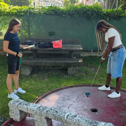 20250702 3a Minigolf & Münze