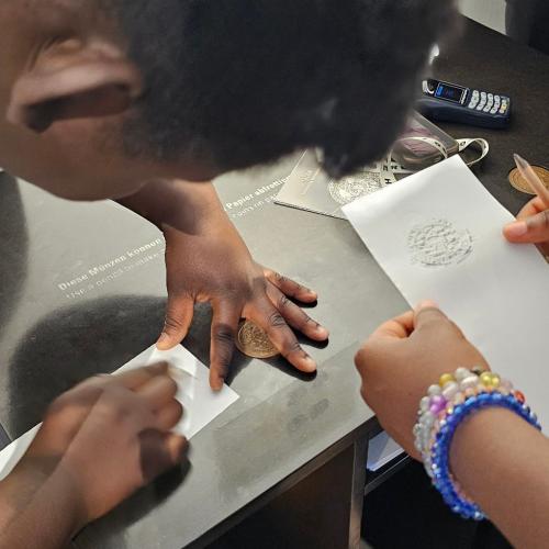 20250702 3a Minigolf & Münze